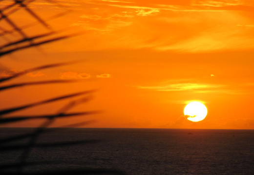 Atardecer en Costa Adeje (1704 visits) Atardecer en Costa Adeje Atardecer en Costa Adeje