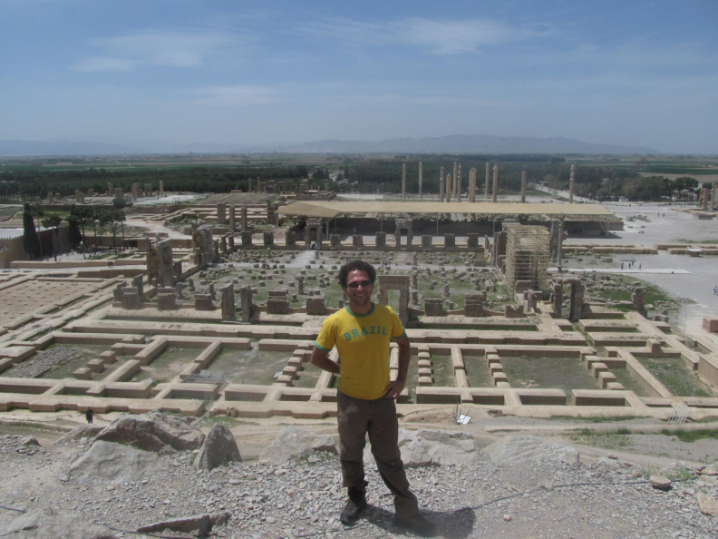 La misma vista de las ruinas de Persepolis pero ahora mas linda con VHS !!!