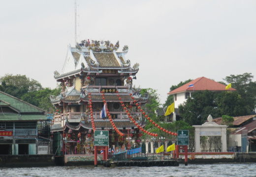 chao_phraya_river-020.jpg (1136 visits) chao_phraya_river-020.jpg