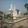 wat rong khun-white temple-033.jpg-010